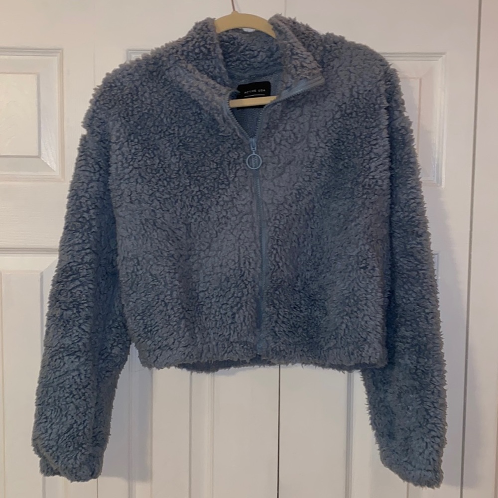 Active USA Blue Cropped Zip Sherpa Size Large